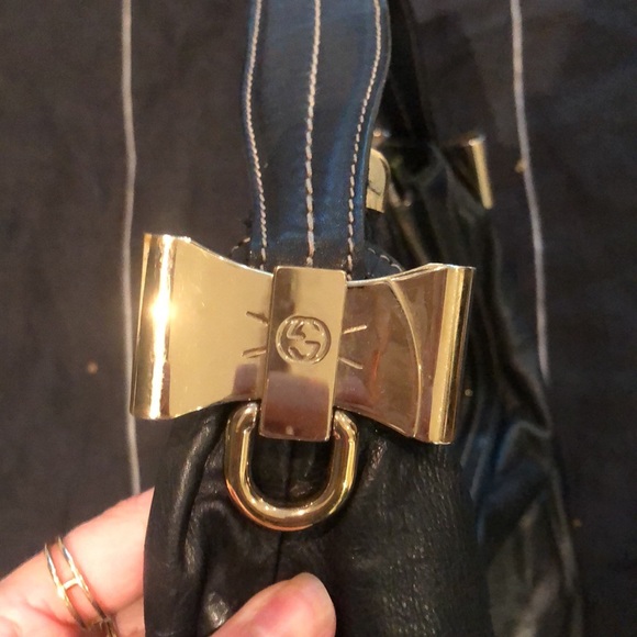 Vintage leather Gucci bag - Picture 2 of 4